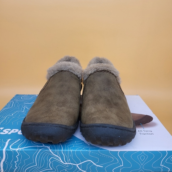 JSport Women's Brown Slip On Shoes - Picture 2 of 5